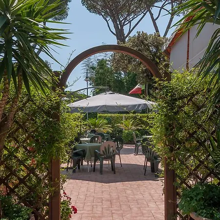 Hotel Le Ginestre 3*