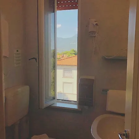 Hotel Le Ginestre 3*